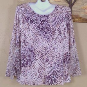 Calvin Klein NWT size L 3/4 sleeve round neck top